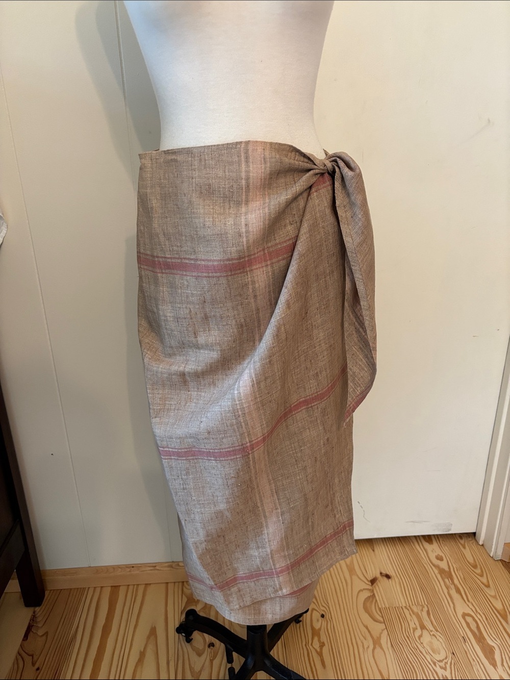 PER TE BY KRIZIA Beige and Pink Striped Midi Skirt